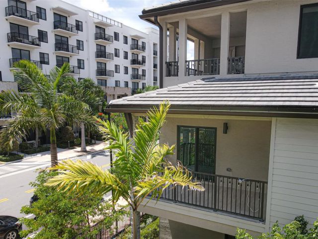 Home for sale at 4269 NW 83rd Path - photo 6210986