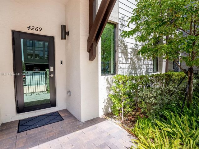 Home for sale at 4269 NW 83rd Path - photo 6210988