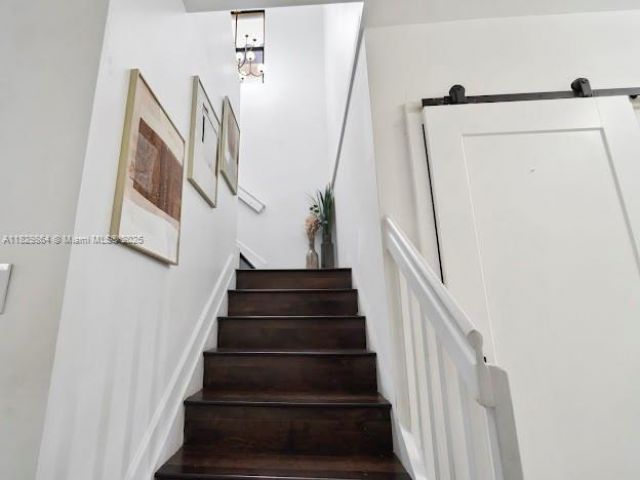 Home for rent at 7042 NW 103rd Path - photo 6211224