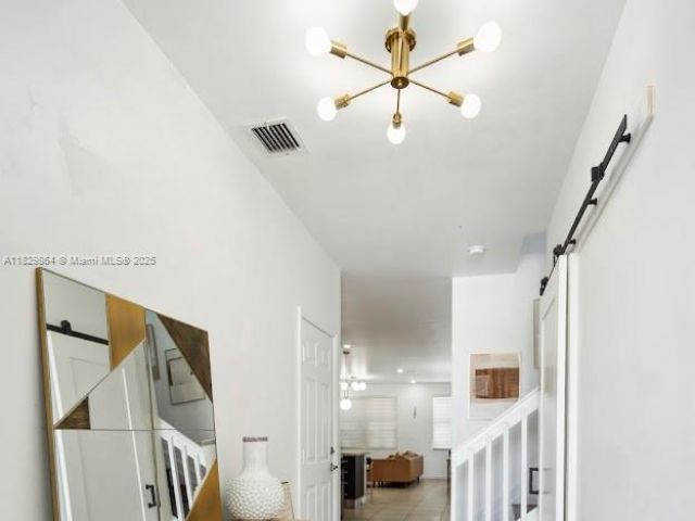 Home for rent at 7042 NW 103rd Path - photo 6211228