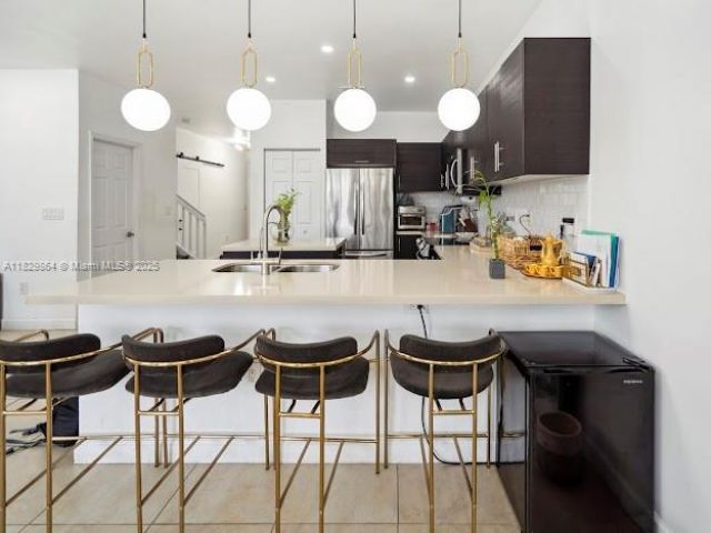 Home for rent at 7042 NW 103rd Path - photo 6211234