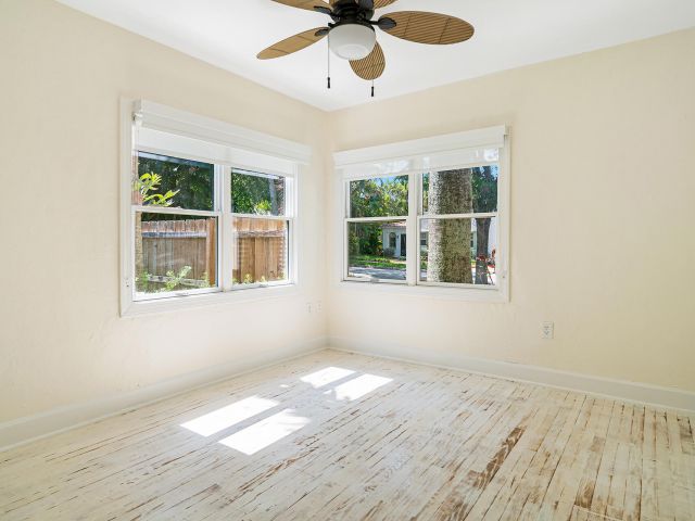 Home for sale at 813 Avon Road - photo 6213216