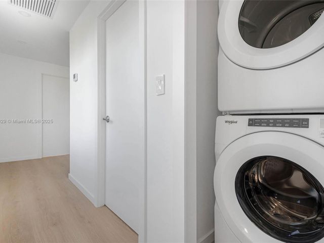 Home for sale at 854 SE 12 ct 8 - photo 6211424