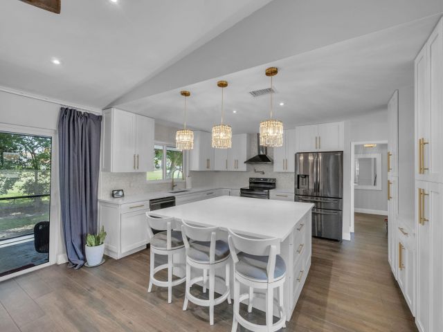 Home for sale at 17516 Birchwood Drive - photo 6390965