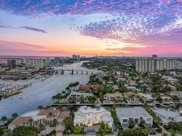 Home for sale at 4 Pelican Dr - photo 6233968