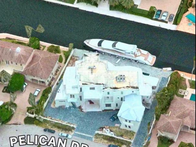 Home for sale at 4 Pelican Dr - photo 6233981