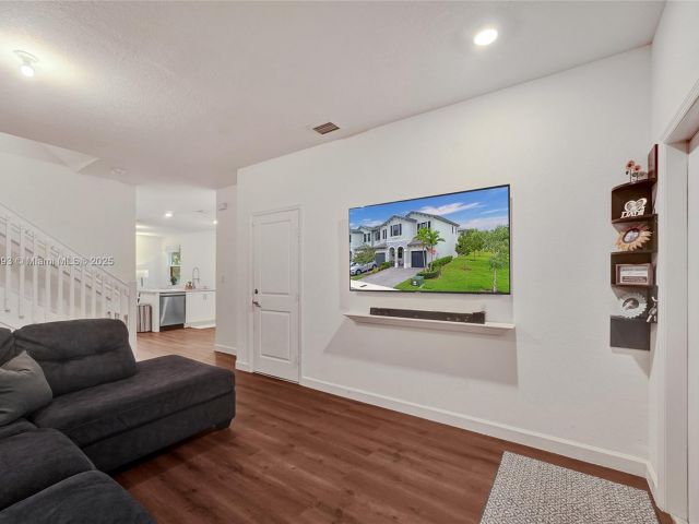 Home for sale at 13371 SW 287th Ter 13371 - photo 6211787