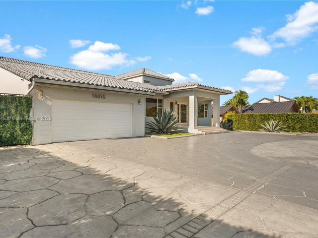 Home for rent at 13815 SW 38th St - photo 6215545