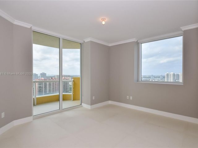 Apartment for rent  Unit #2706 - photo 6218332