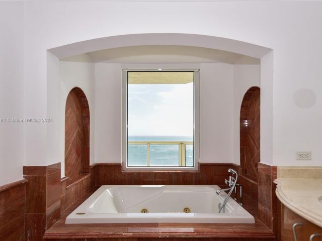 Apartment for rent  Unit #2706 - photo 6218336