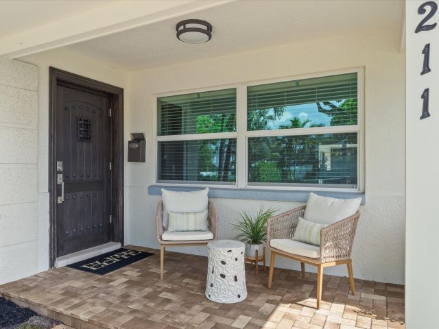 Home for sale at 211 NW 17th Street - photo 6223594