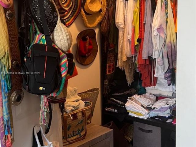 Apartment for sale  Unit #1103 - photo 6229035