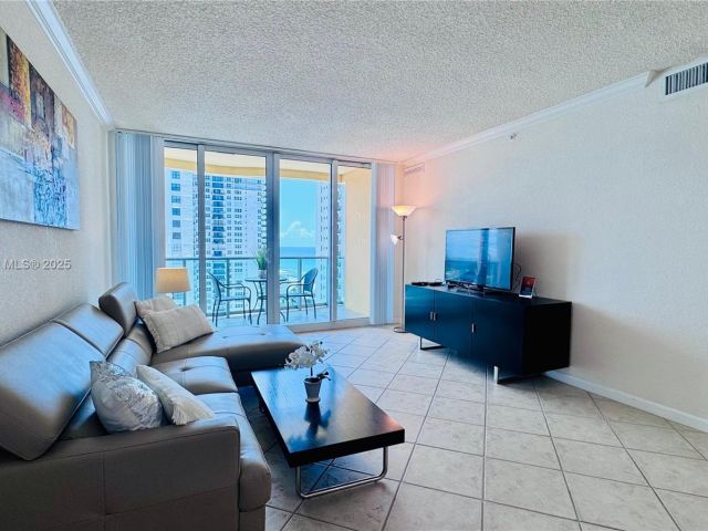 Apartment for sale  Unit #PH39 - photo 6219961