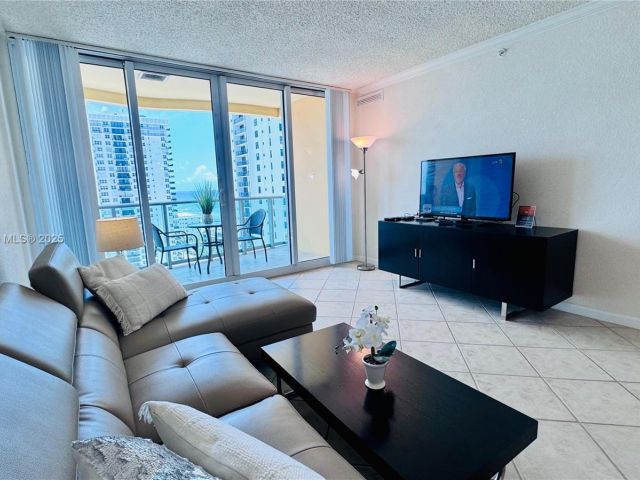 Apartment for sale  Unit #PH39 - photo 6219964