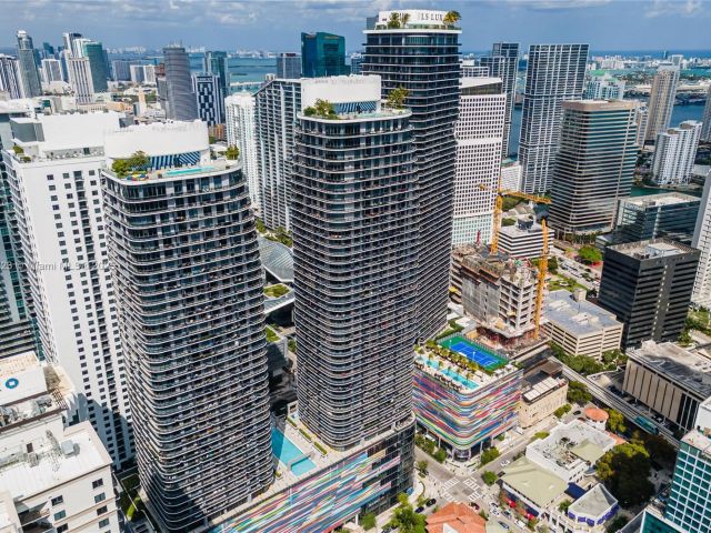 Apartment for rent  Unit #1706 - photo 6219661