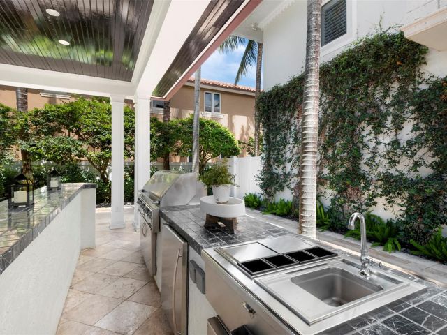 Home for sale at 15 PELICAN DR - photo 6231556