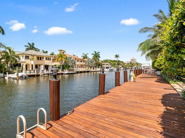 Home for sale at 15 PELICAN DR - photo 6231568