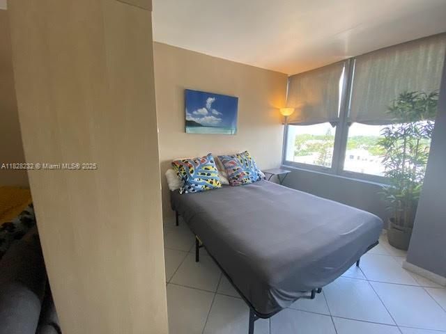 Apartment for rent  Unit #1002 - photo 6219412