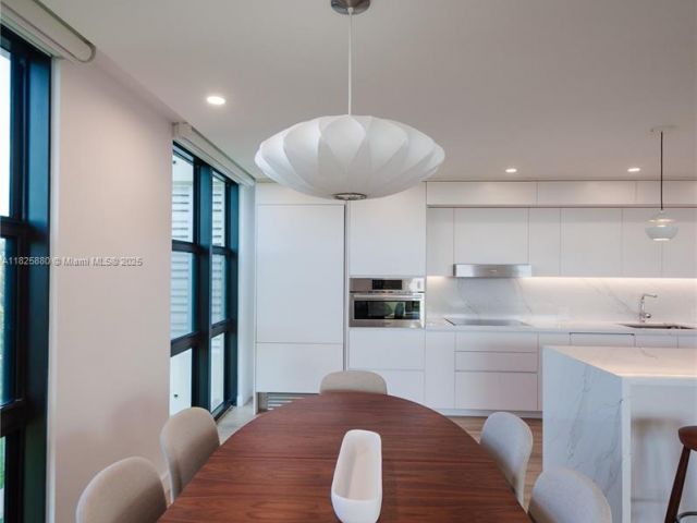 Apartment for rent  Unit #D301 - photo 6218708