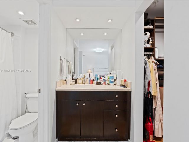 Home for sale at 2811 NE 185th St 804 - photo 6218280