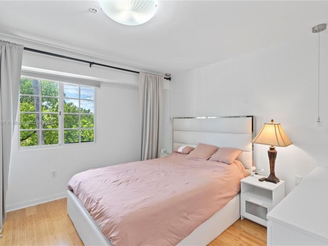 Home for sale at 2811 NE 185th St 804 - photo 6218283