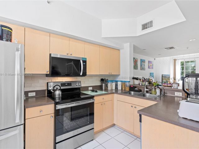 Home for sale at 2811 NE 185th St 804 - photo 6218287