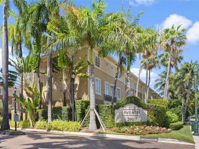 Home for sale at 2811 NE 185th St 804 - photo 6218298