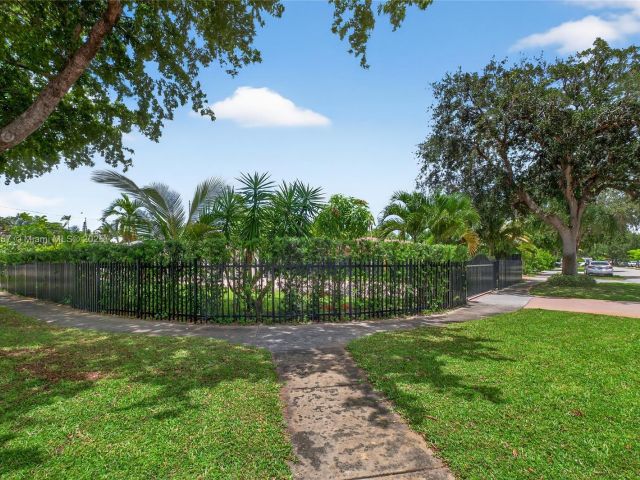 Home for sale at 395 NW 124th St - photo 6234435