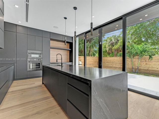 Home for sale at 630 NE 82nd Ter - photo 6223706