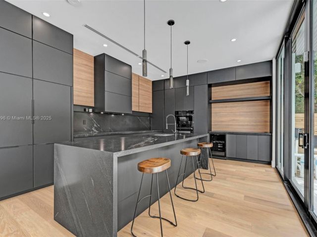 Home for sale at 630 NE 82nd Ter - photo 6223707