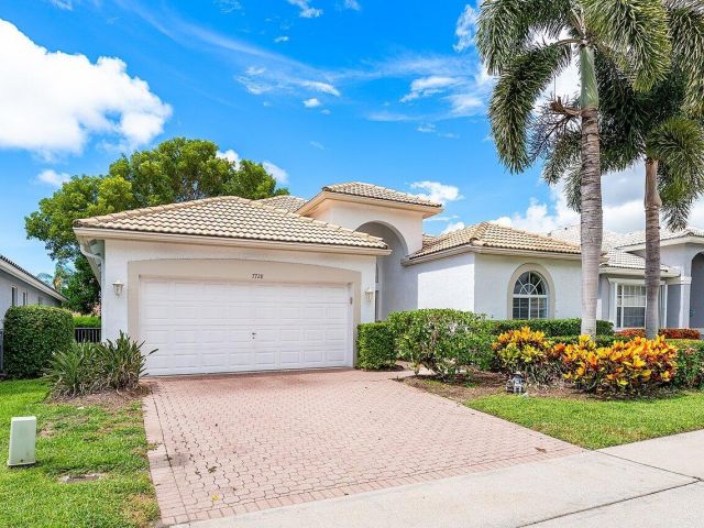 Home for rent at 7728 Edinburough Lane - photo 6219280