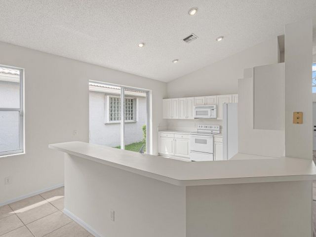 Home for sale at 7728 Edinburough Lane - photo 6533115