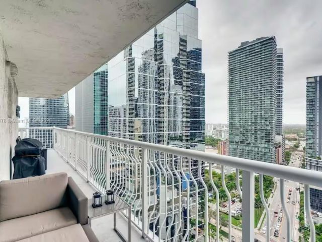 Apartment for sale  Unit #3923 - photo 6244174