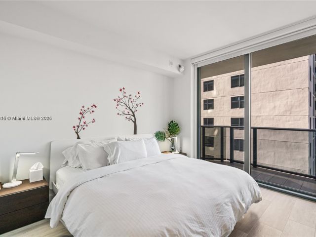 Apartment for sale  Unit #1801 - photo 6247449