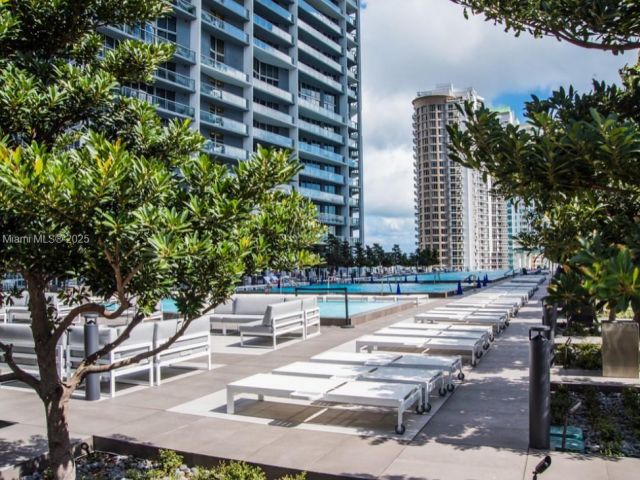 Apartment for sale  Unit #4004 - photo 6219809