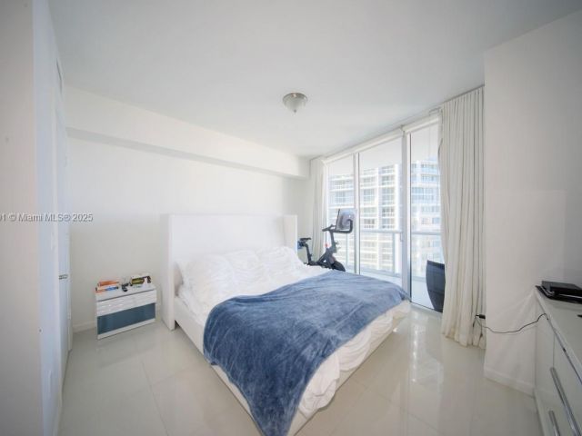 Apartment for sale  Unit #4004 - photo 6219816