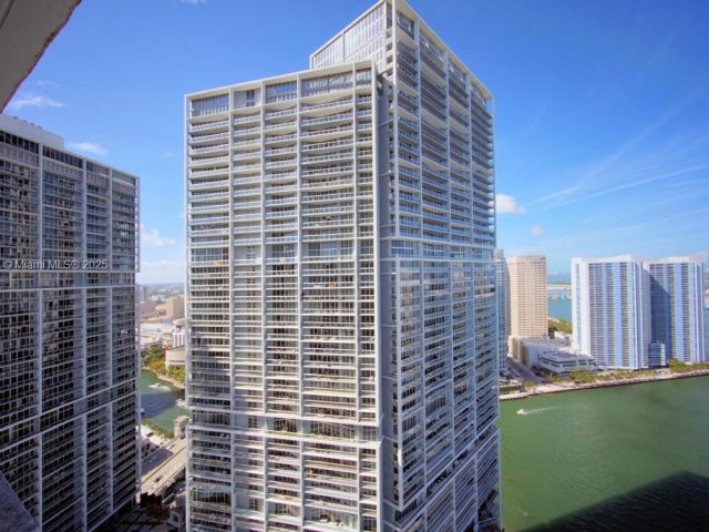 Apartment for sale  Unit #4004 - photo 6219820