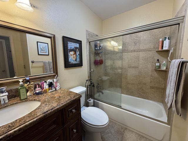 Home for rent at 2615 SW Natura Avenue - photo 6231861