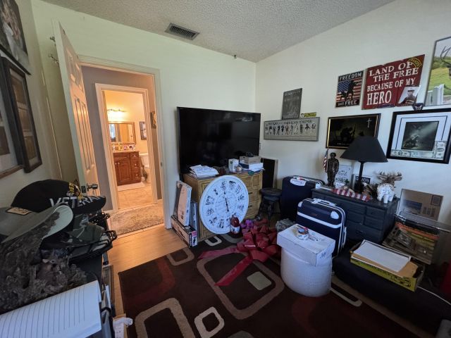 Home for rent at 2615 SW Natura Avenue - photo 6231862