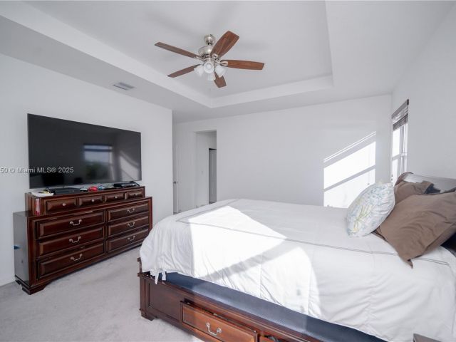 Home for sale at 1388 SE 27th Ter - photo 6246551