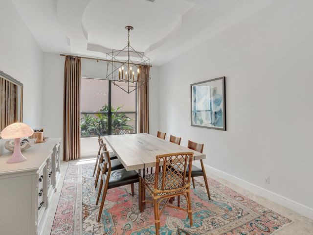 Home for sale at 15652 Glencrest Avenue - photo 6764740