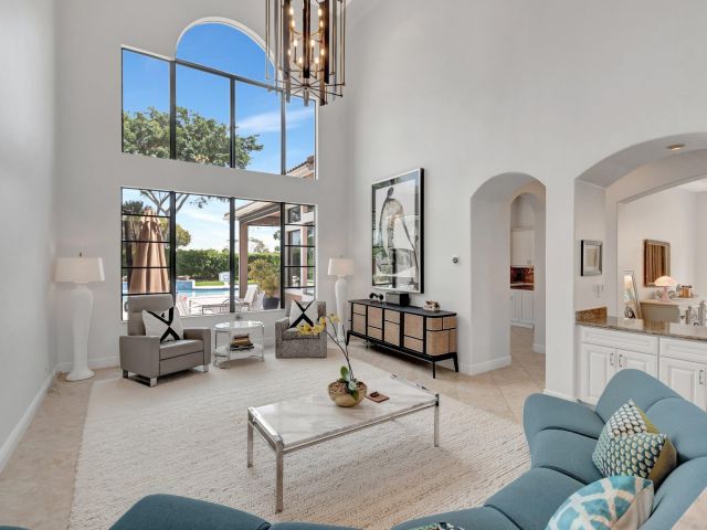 Home for sale at 15652 Glencrest Avenue - photo 6764742