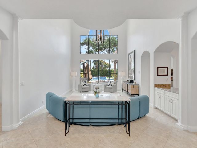 Home for sale at 15652 Glencrest Avenue - photo 6764743