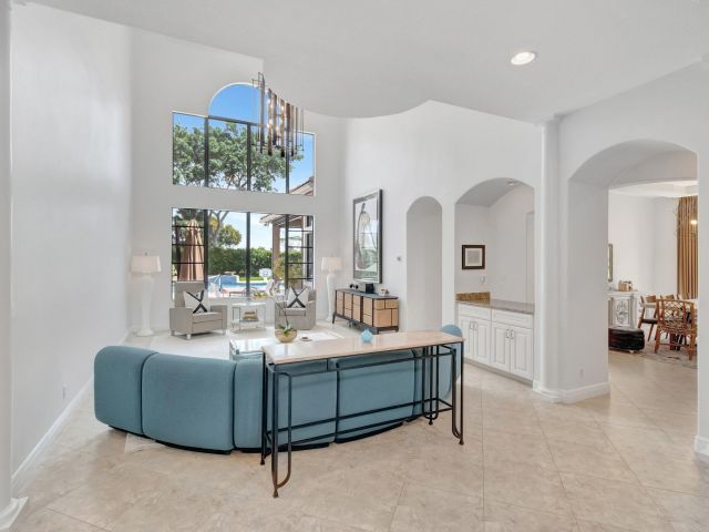 Home for sale at 15652 Glencrest Avenue - photo 6764744