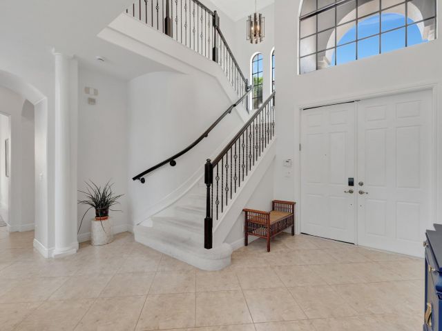 Home for sale at 15652 Glencrest Avenue - photo 6764747