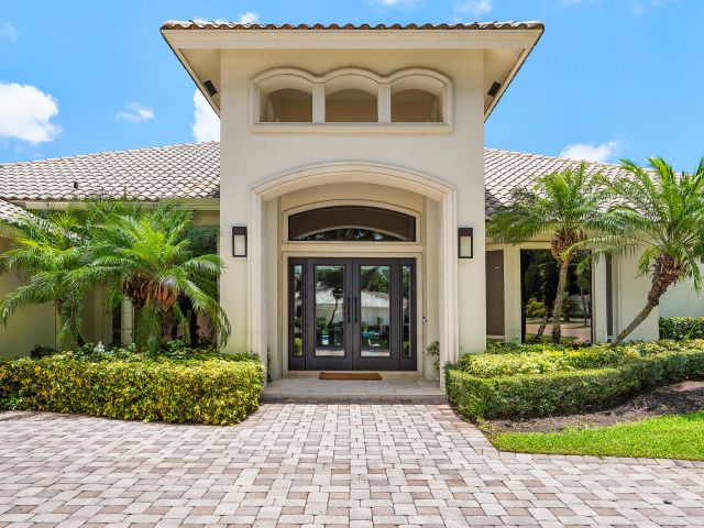 Home for sale at 17582 Bocaire Way - photo 6223365