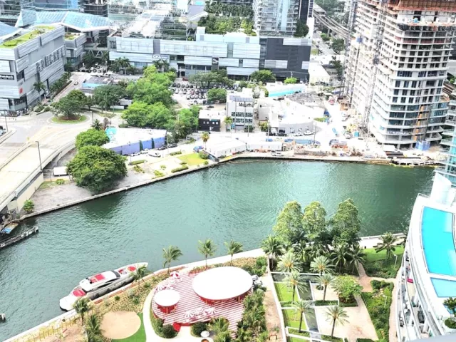 2-bedroom condo for sale in Miami - 350 S Miami Ave 3214 - MondialRealty