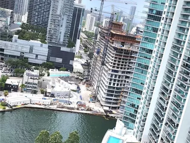 2-bedroom condo for sale in Miami - 350 S Miami Ave 3214 - MondialRealty