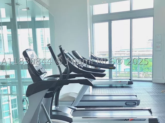 2-bedroom condo for sale in Miami - 350 S Miami Ave 3214 - MondialRealty