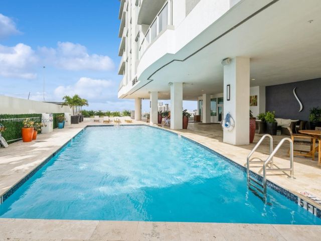 Apartment for rent  Unit #1602 - photo 6224897